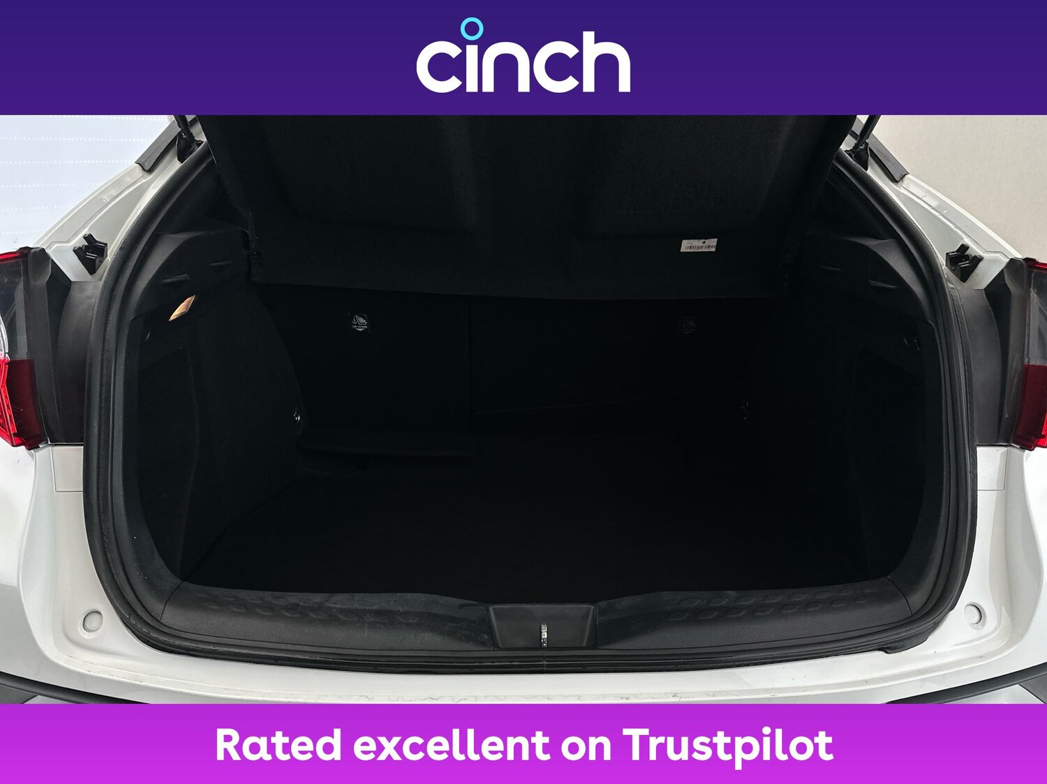 Used Toyota C-HR 2018 for sale - 76528828: Photo 21