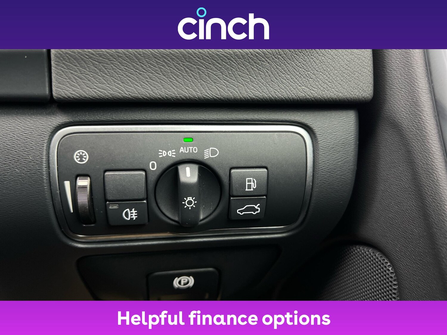 Used Volvo V60 2017 for sale - 77084199: Photo 35