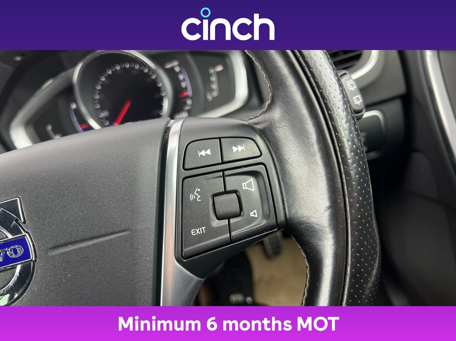 Used Volvo V60 2017 for sale - 77084199: Photo 37