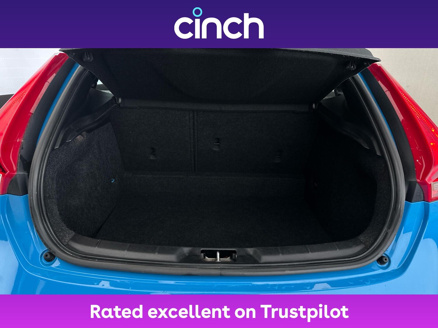 Used Volvo V40 2015 for sale - 76712038: Photo 21