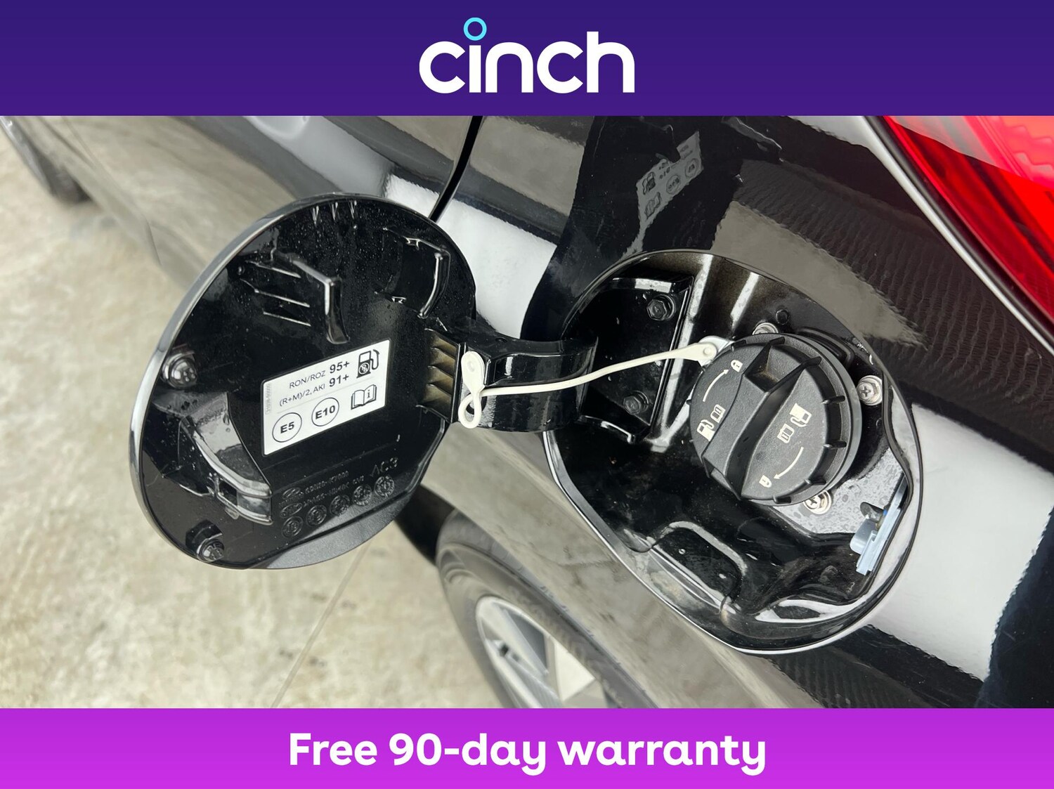 Used Hyundai i10 2024 for sale - 76317350: Photo 29