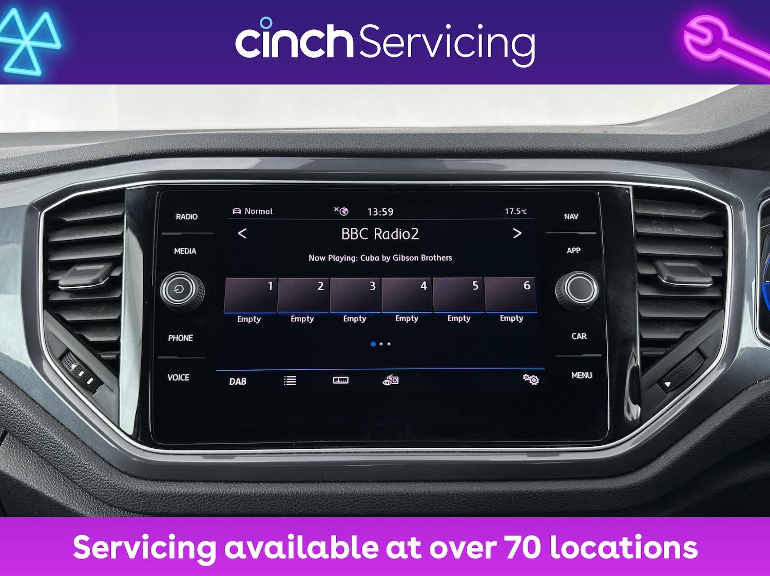 Used Volkswagen T-Roc 2020 for sale - 75925608: Photo 31