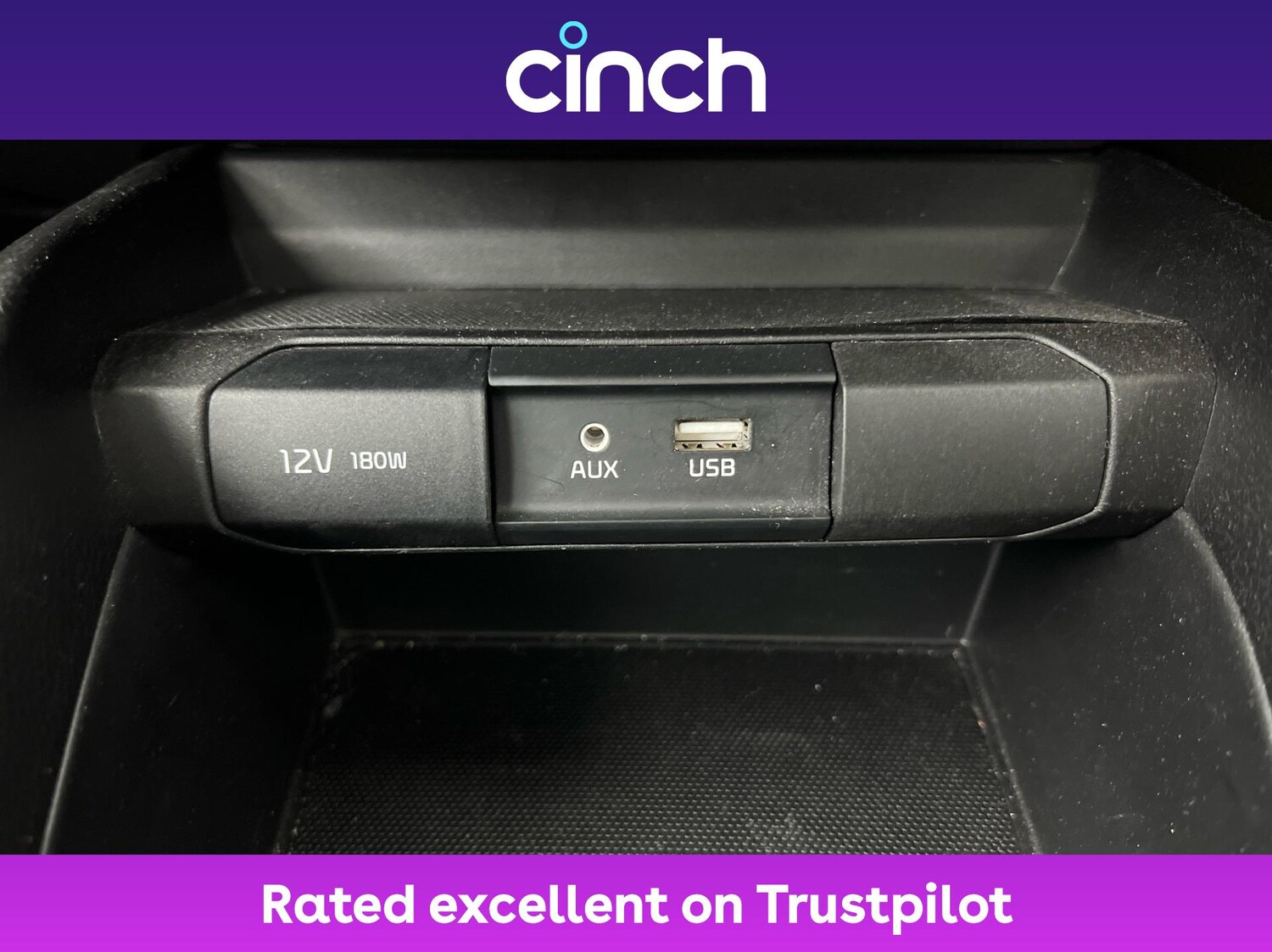 Used Kia Stonic 2018 for sale - 76173912: Photo 33