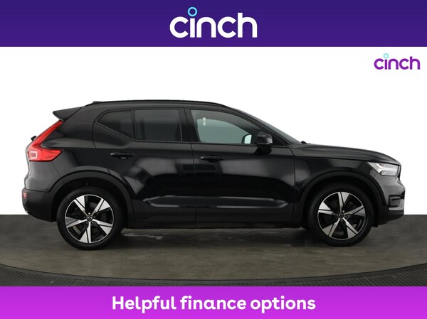 Used Volvo XC40 2022 for sale - 76074829: Photo 2