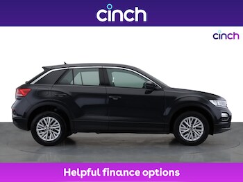 Used Volkswagen T-Roc 2019 for sale - 76978035: Photo