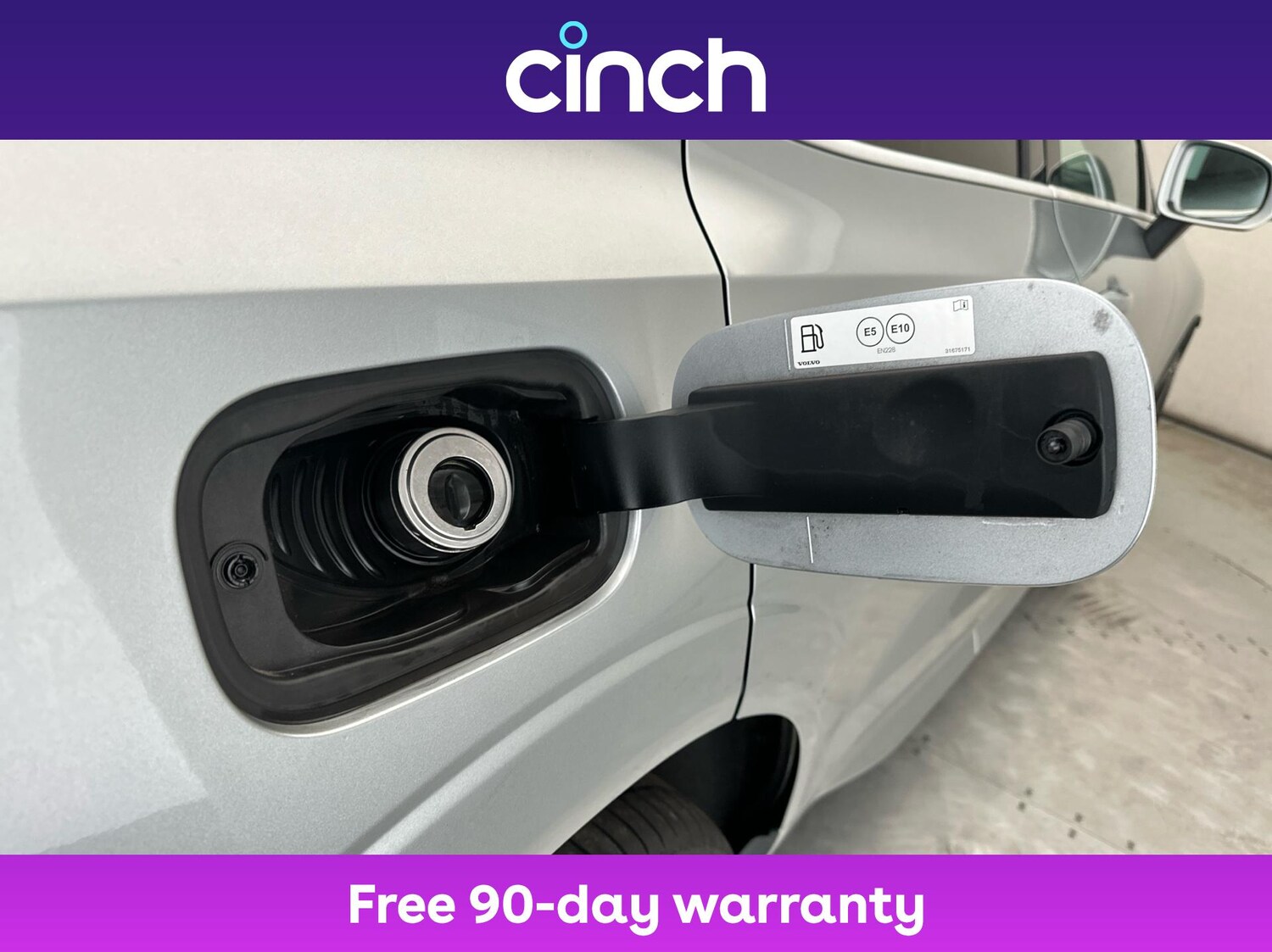 Used Volvo XC60 2017 for sale - 76245945: Photo 29