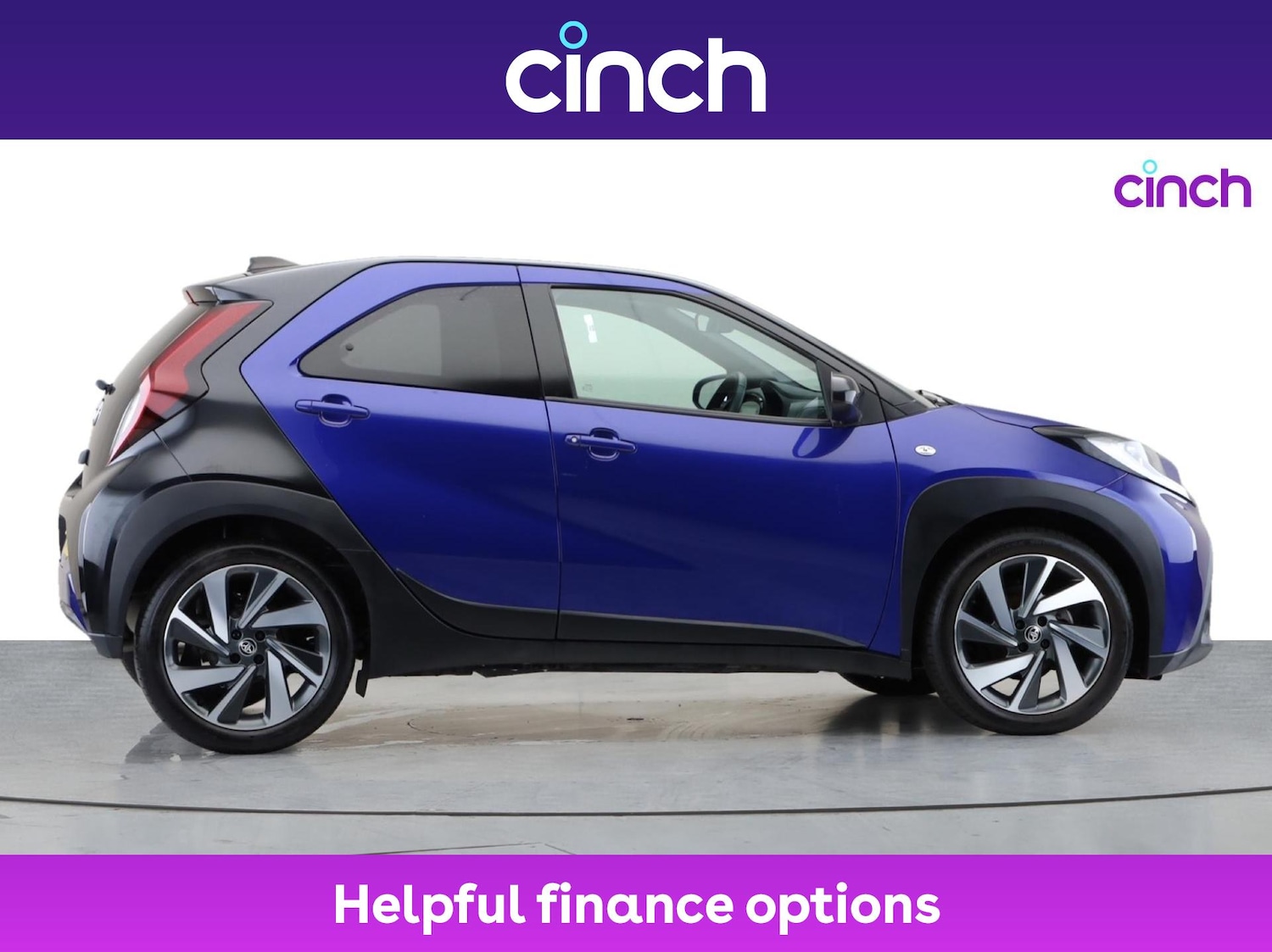 Used Toyota Aygo X 2022 for sale - 76915234: Photo 2