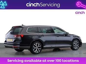 Used Volkswagen Passat 2021 for sale - 76949757: Photo