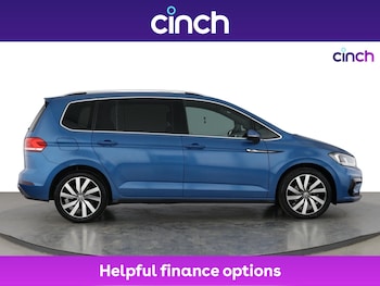 Used Volkswagen Touran 2018 for sale - 76934443: Photo