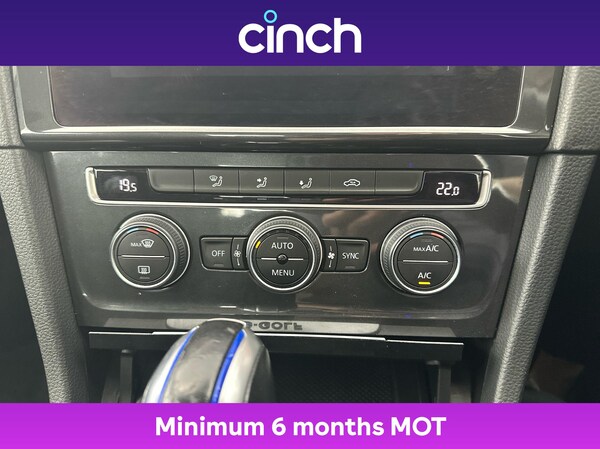 Used Volkswagen Golf 2019 for sale - 76229671: Photo 37