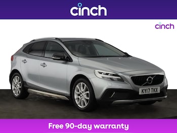 Used Volvo V40 2017 for sale - 76848048: Photo