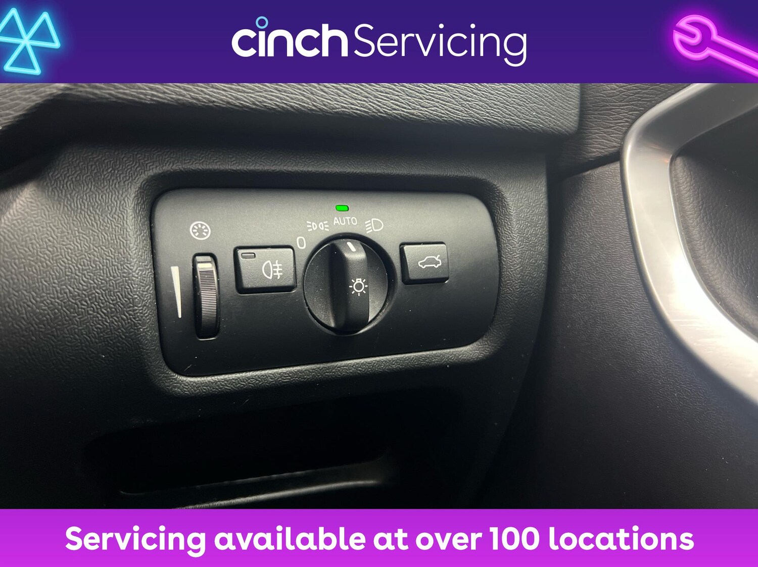 Used Volvo V40 2017 for sale - 76848048: Photo 31