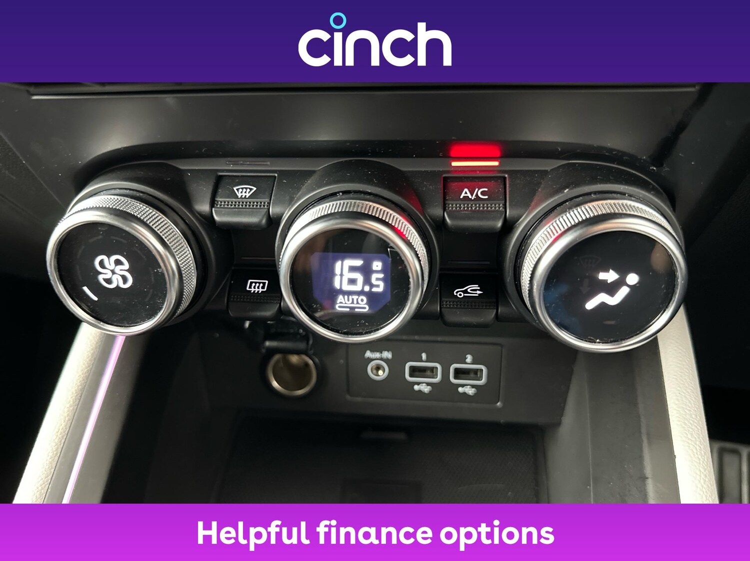 Used Renault Clio 2023 for sale - 76949772: Photo 35