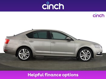 Used Skoda Octavia 2019 for sale - 76093477: Photo 2