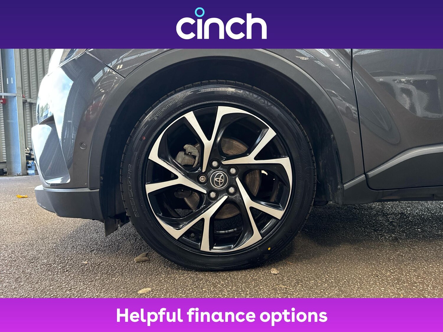 Used Toyota C-HR 2019 for sale - 76362108: Photo 24