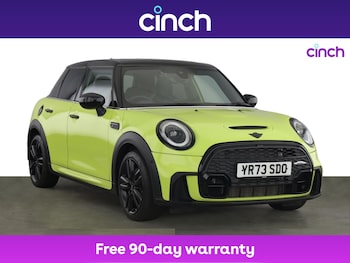 Used MINI Hatch 2023 for sale - 76429401: Photo