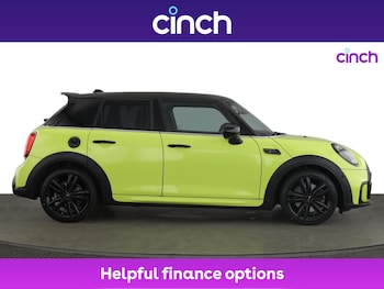 Used MINI Hatch 2023 for sale - 76429401: Photo