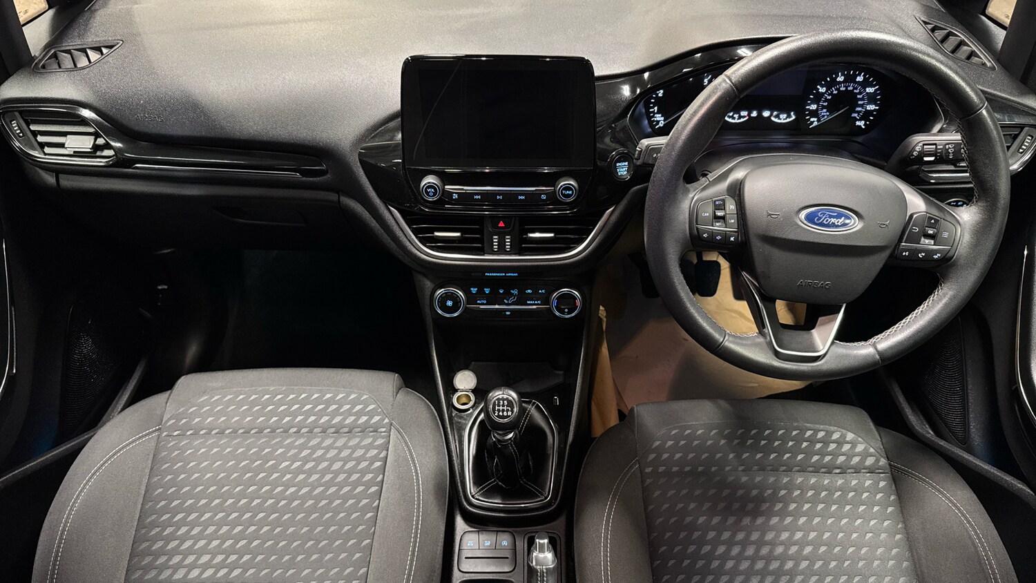 Used Ford Fiesta 2017 for sale - 77037536: Photo 15