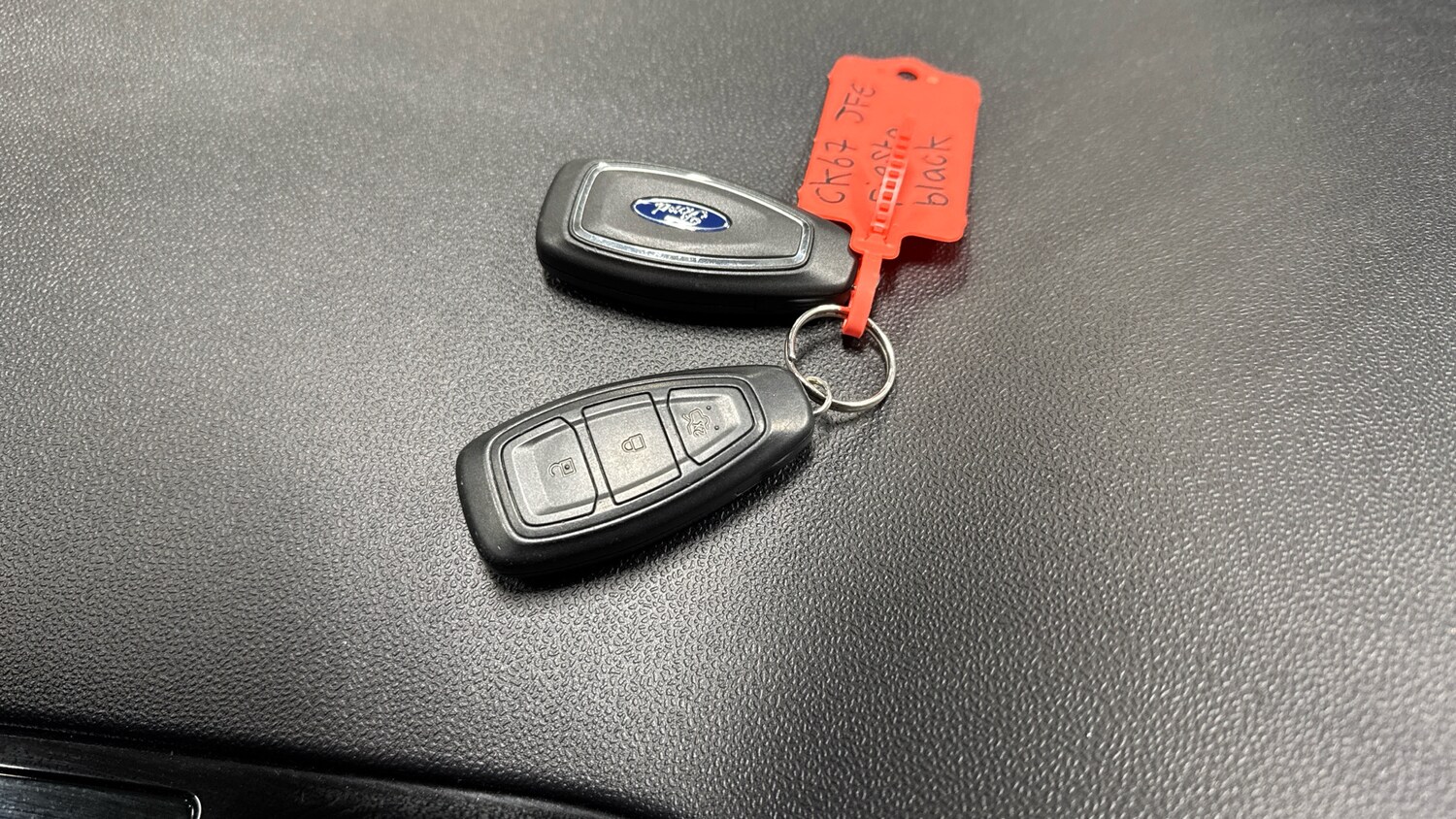 Used Ford Fiesta 2017 for sale - 77037536: Photo 30