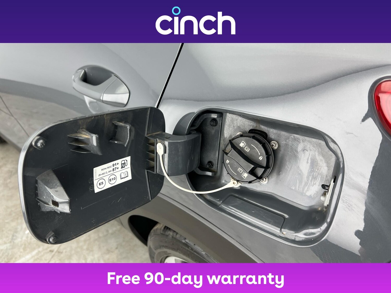 Used Kia Stonic 2022 for sale - 76385651: Photo 29