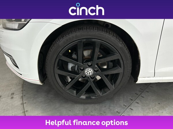 Used Volkswagen Golf 2019 for sale - 76024232: Photo 24