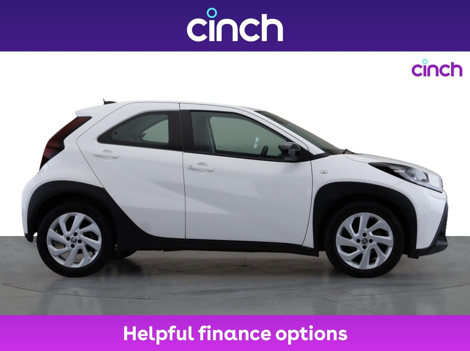 Used Toyota Aygo X 2022 for sale - 76082315: Photo 2