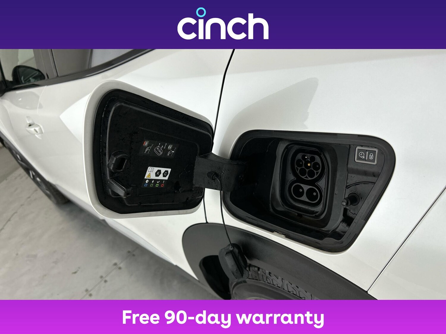 Used Peugeot E-2008 2022 for sale - 76856519: Photo 29