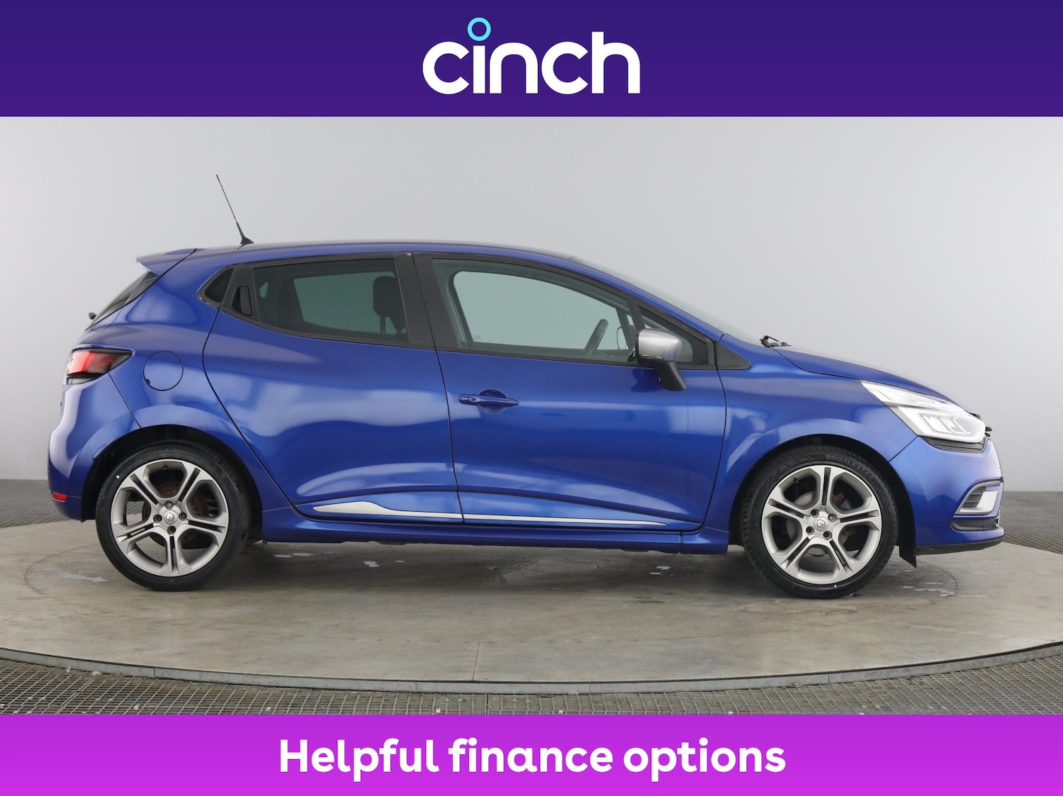 Used Renault Clio 2019 for sale - 76884336: Photo 2