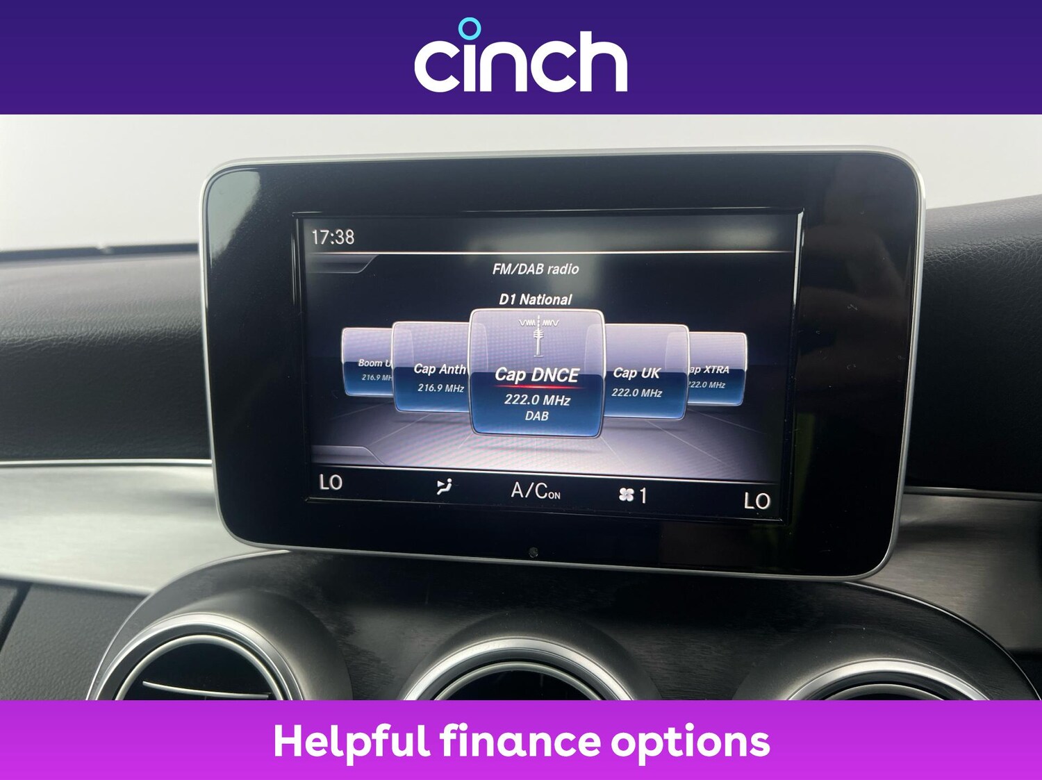 Used Mercedes-Benz C Class 2018 for sale - 76297867: Photo 30