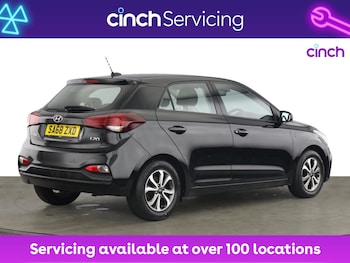 Used Hyundai i20 2018 for sale - 77014082: Photo