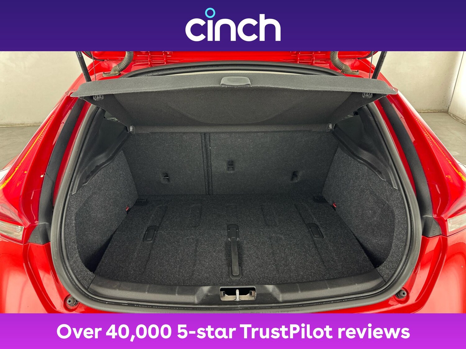 Used Volvo V40 2018 for sale - 76842249: Photo 21