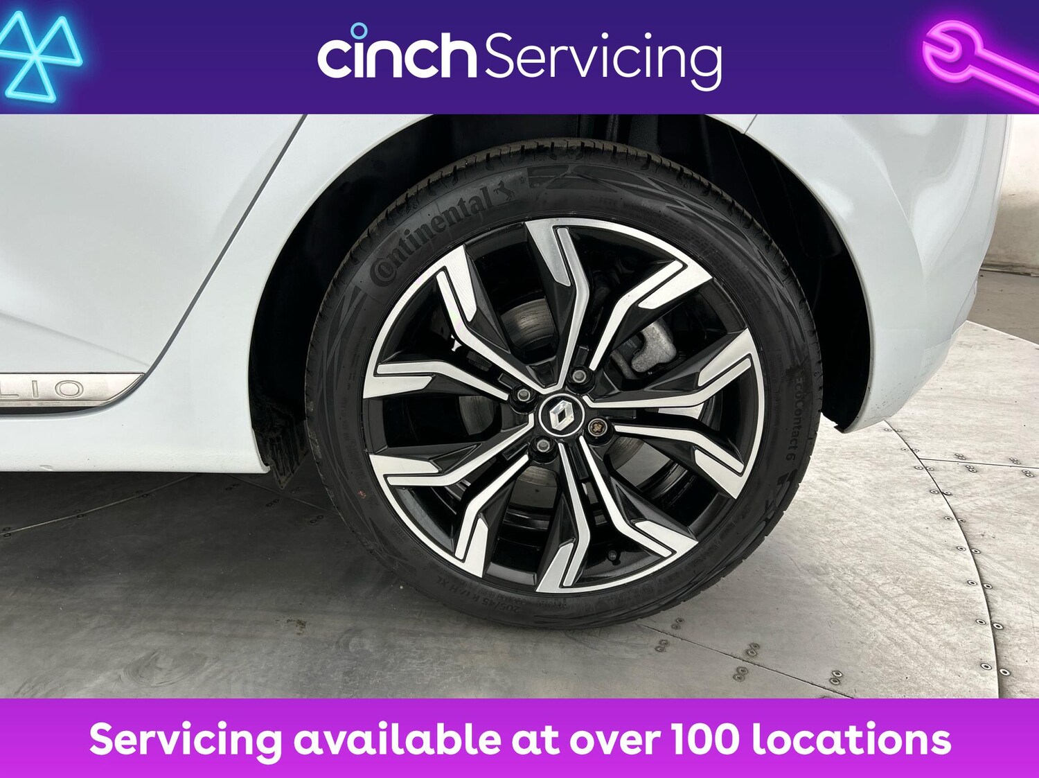 Used Renault Clio 2021 for sale - 76875216: Photo 26