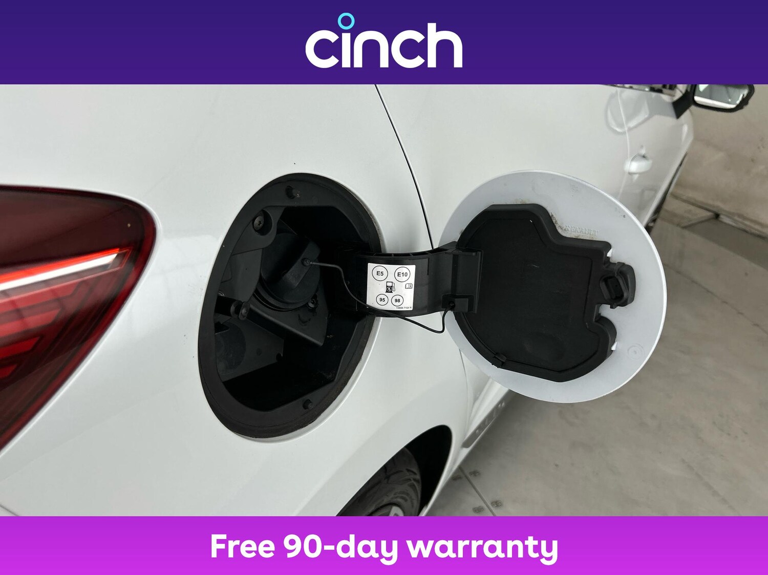 Used Renault Clio 2021 for sale - 76875216: Photo 29