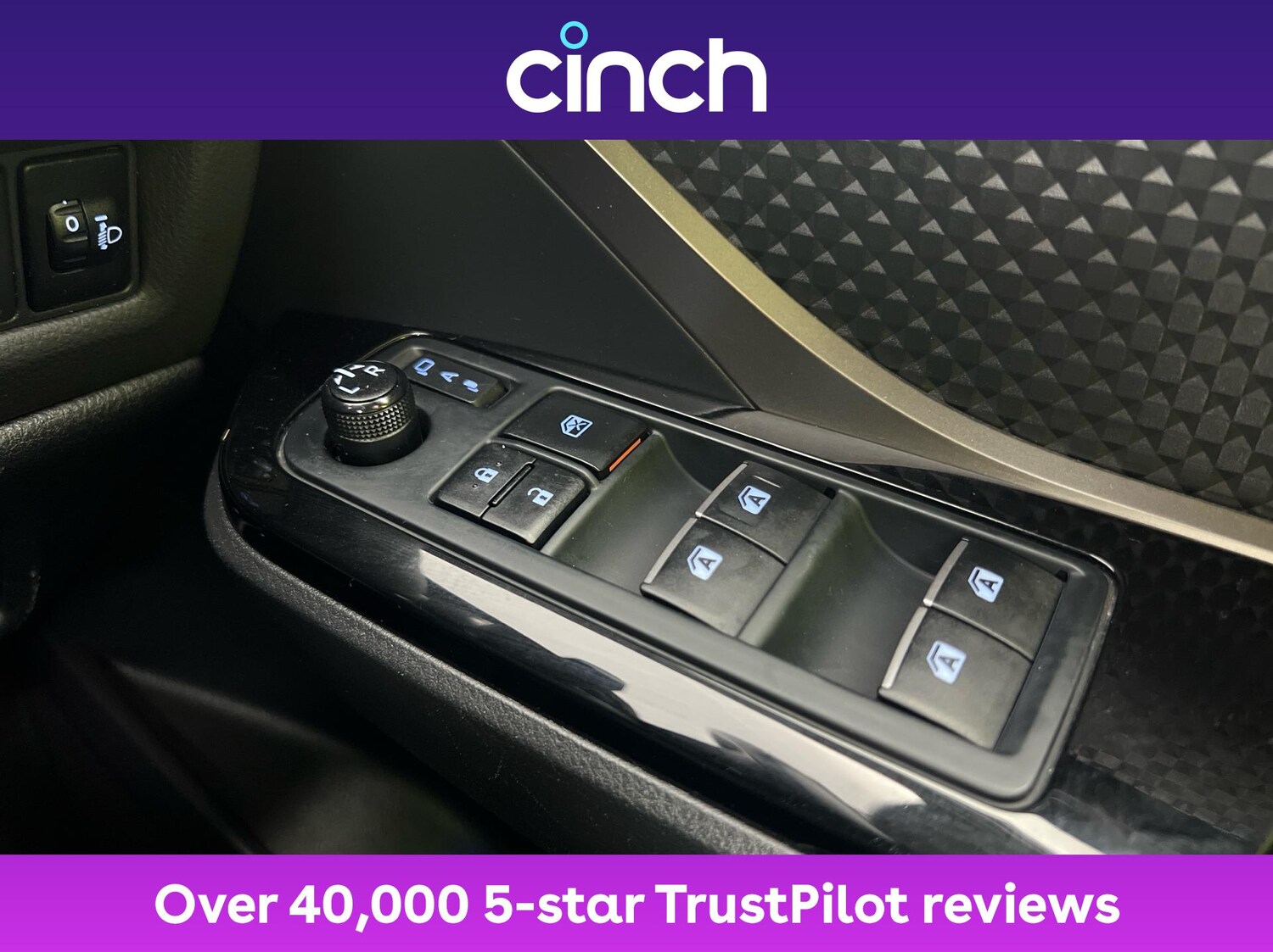 Used Toyota C-HR 2018 for sale - 77014058: Photo 38