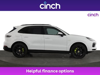 Used Porsche Cayenne 2018 for sale - 75953447: Photo 2