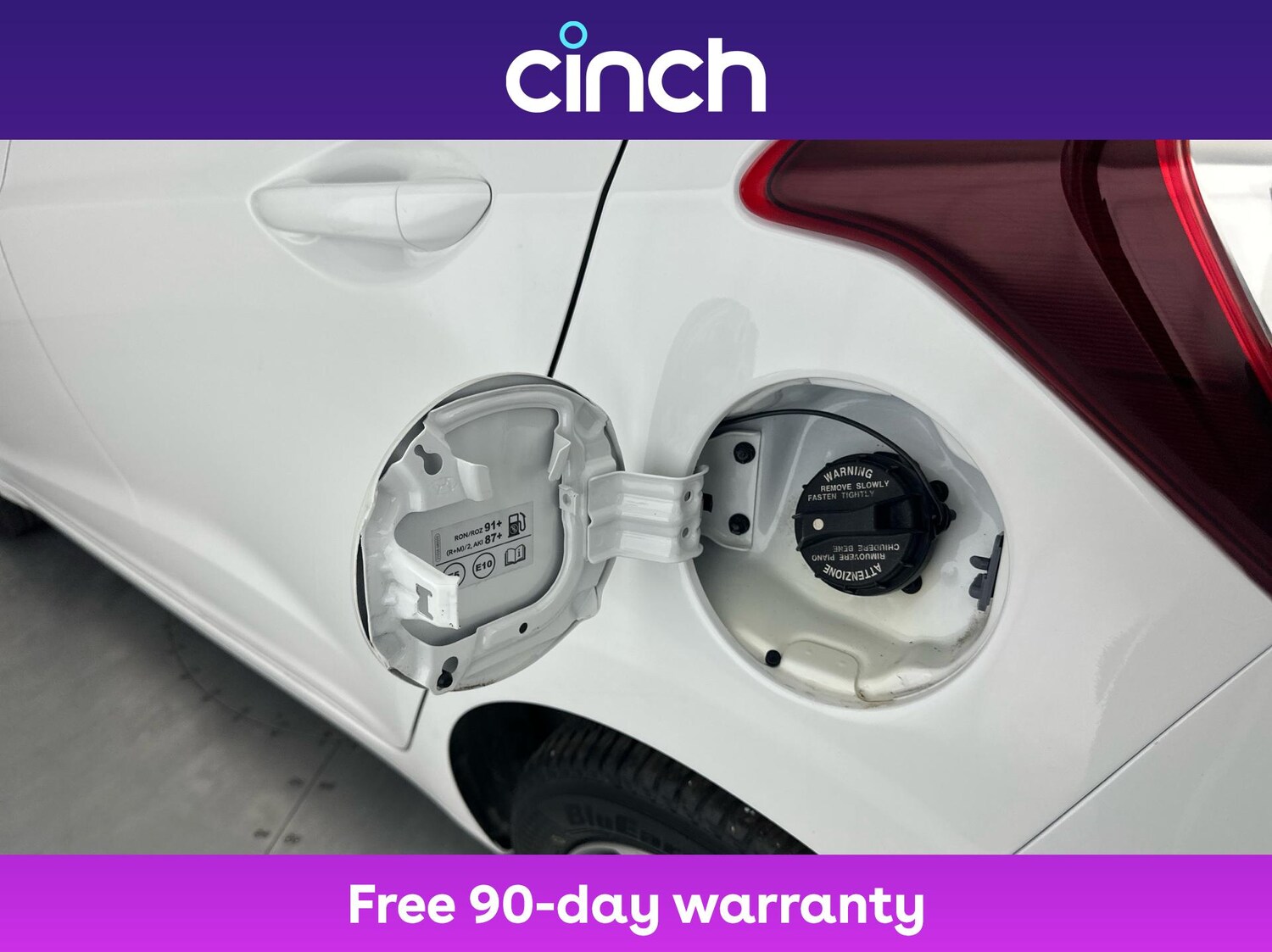 Used Hyundai i10 2019 for sale - 75988127: Photo 29