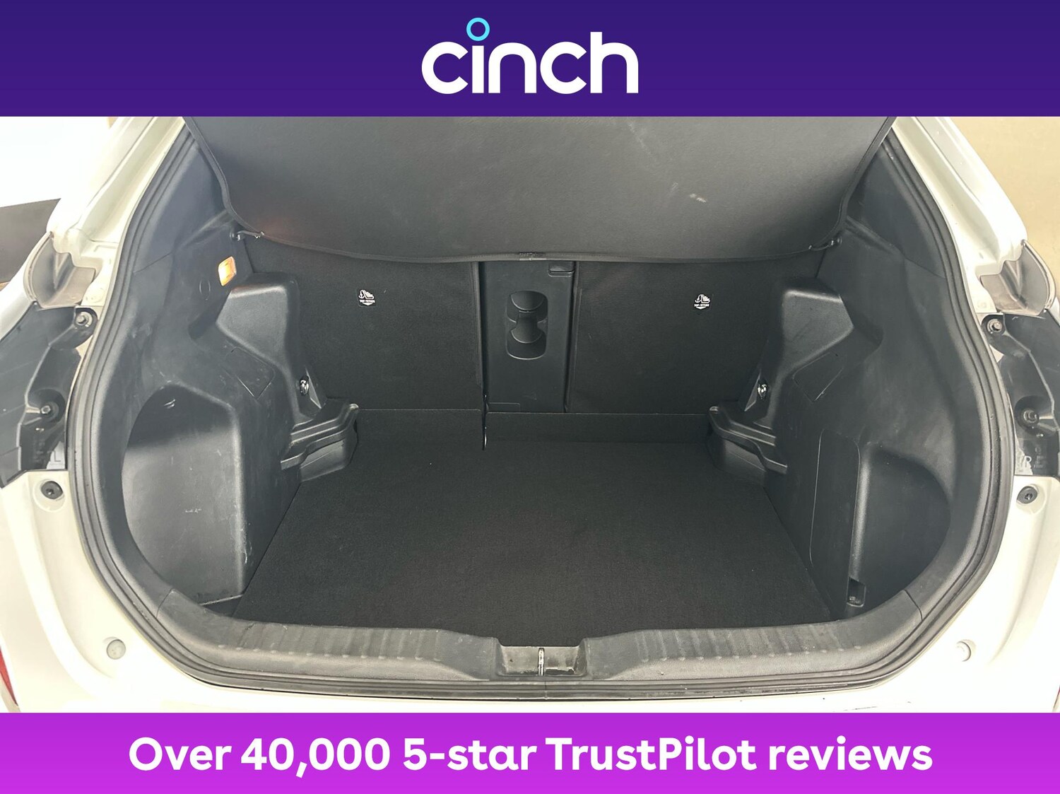 Used Toyota Yaris Cross 2023 for sale - 76672656: Photo 21