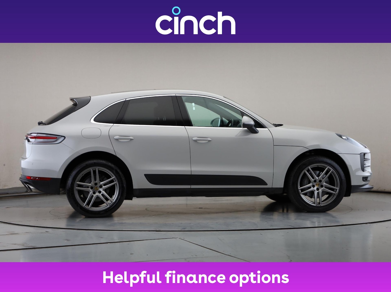 Used Porsche Macan 2019 for sale - 76186511: Photo 2