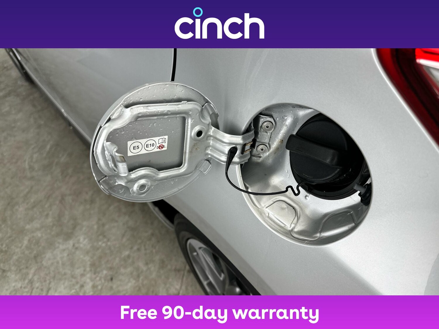 Used Toyota Yaris 2019 for sale - 77060788: Photo 29