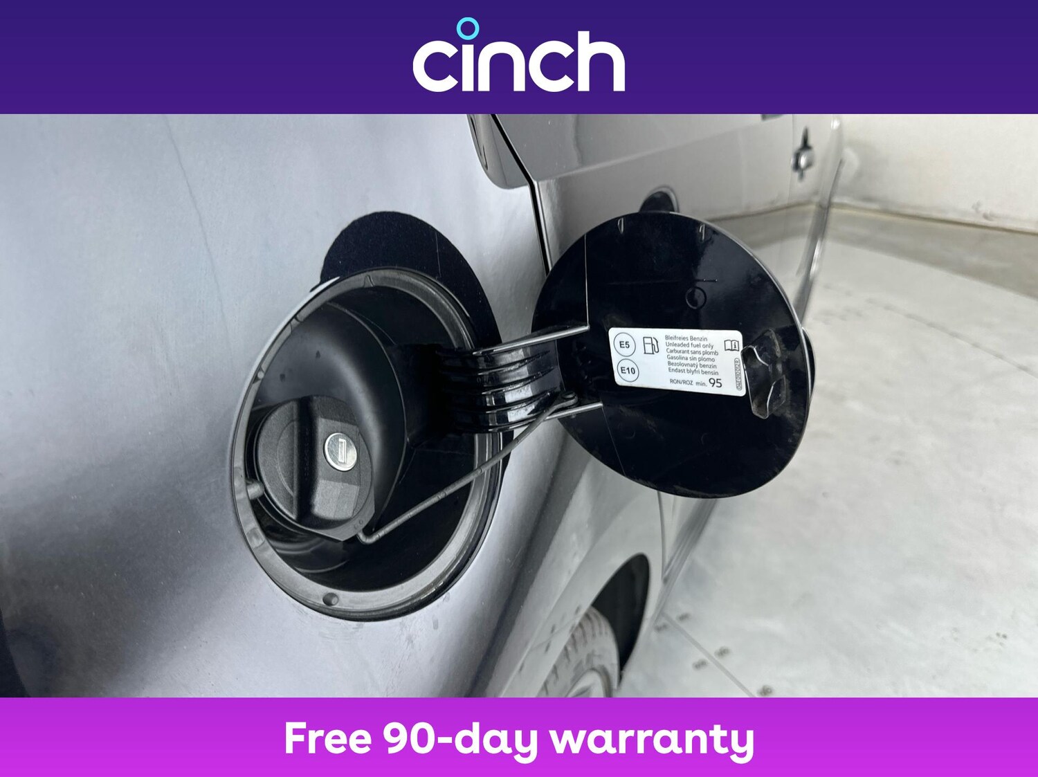 Used Volkswagen up! 2018 for sale - 76285905: Photo 29