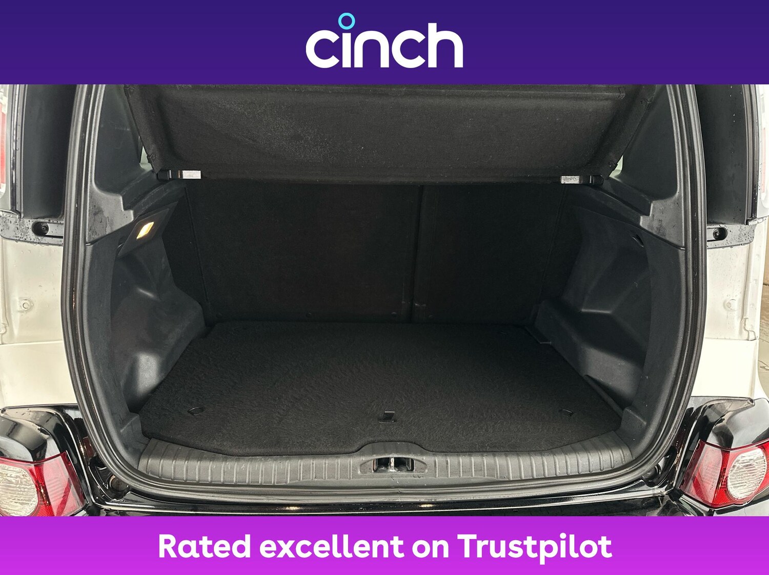 Used Citroen C3 Picasso 2017 for sale - 76782801: Photo 21