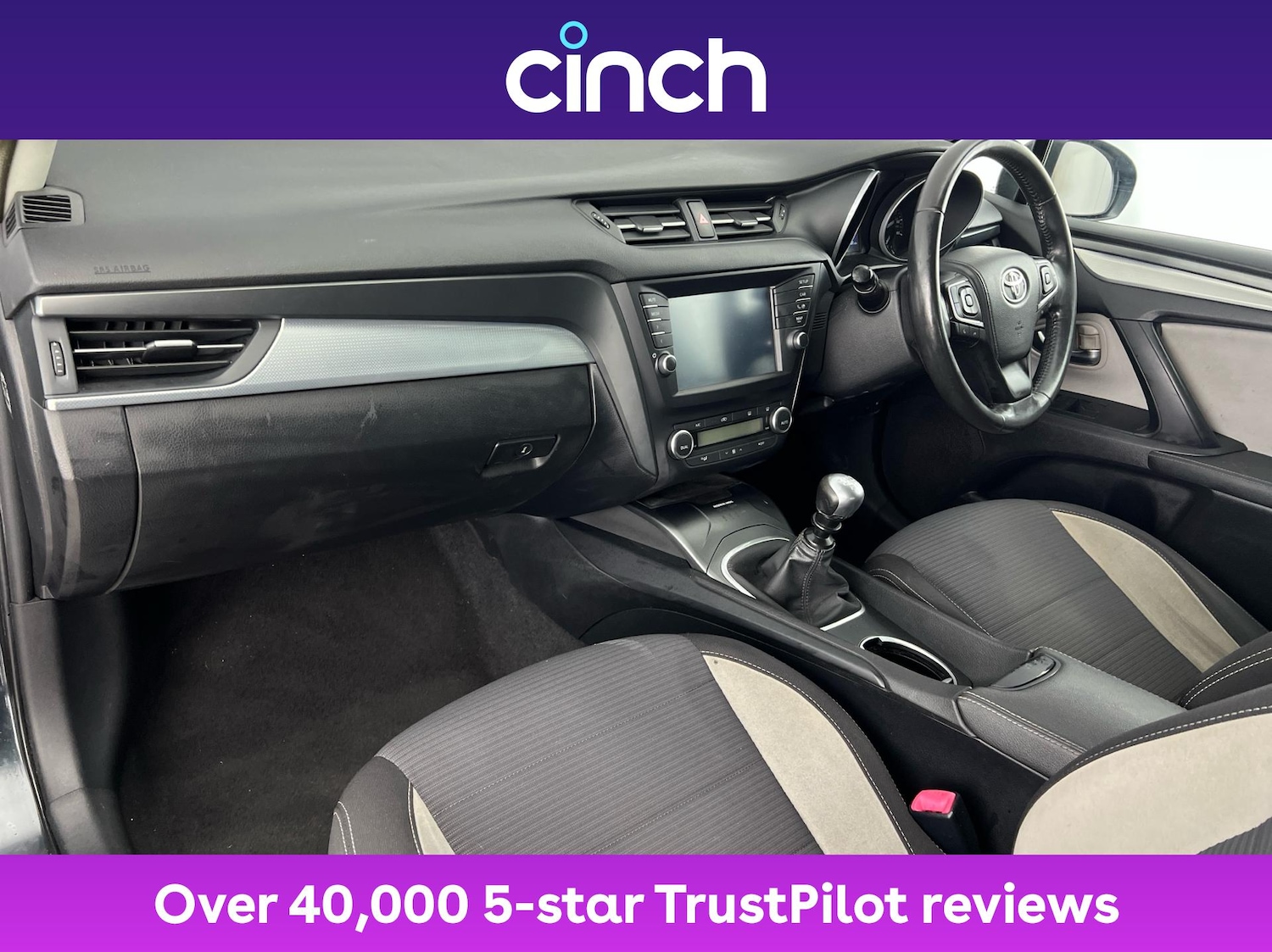 Used Toyota Avensis 2016 for sale - 76739768: Photo 14