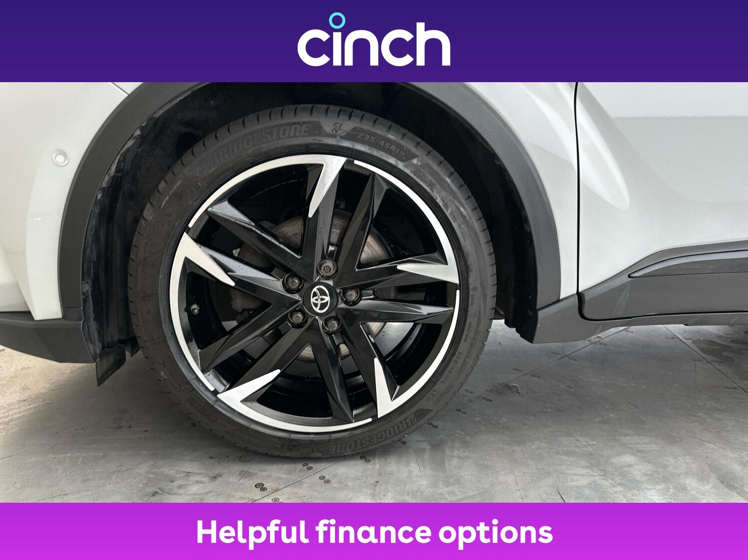 Used Toyota C-HR 2023 for sale - 76257510: Photo 24