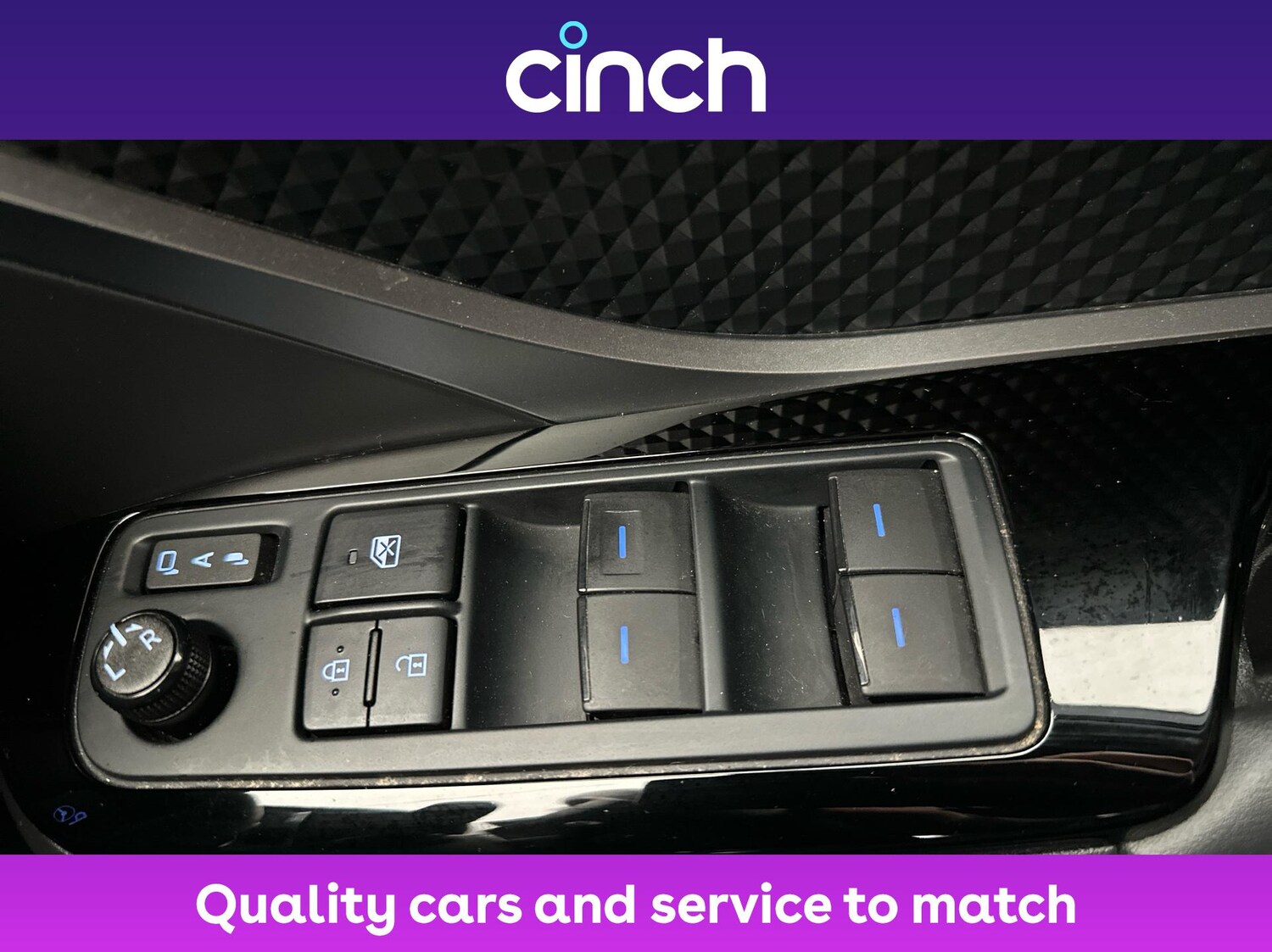 Used Toyota C-HR 2023 for sale - 76257510: Photo 37