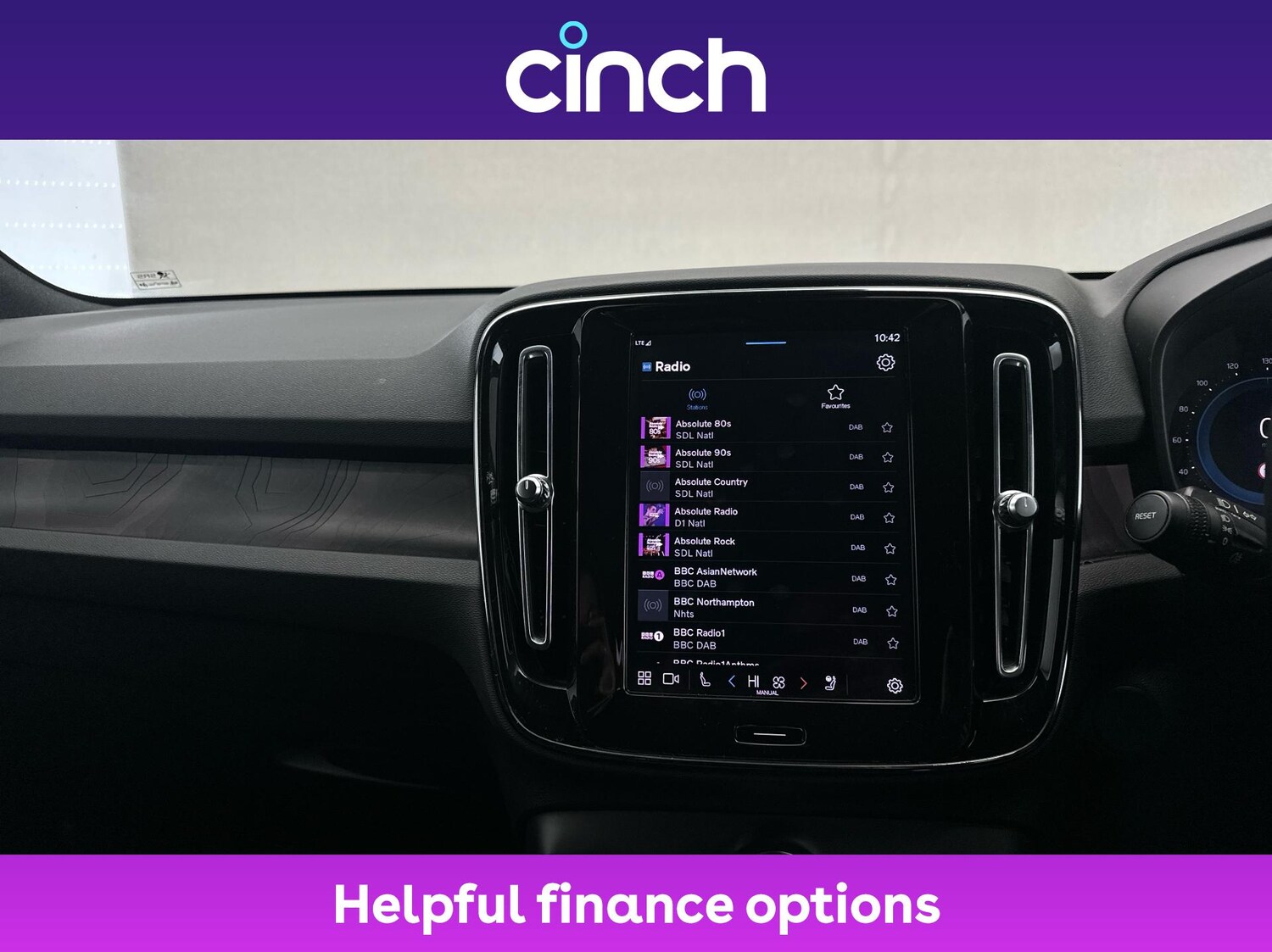 Used Volvo XC40 2022 for sale - 76395294: Photo 17