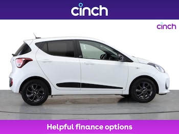 Used Hyundai i10 2018 for sale - 76120077: Photo 2