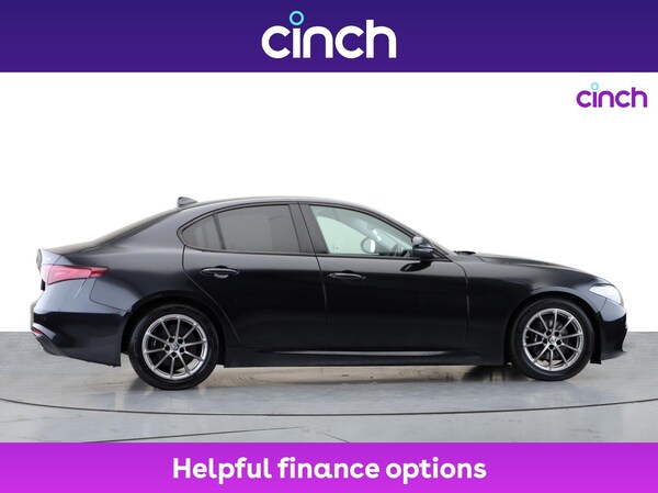 Used Alfa Romeo Giulia 2018 for sale - 76024213: Photo 2