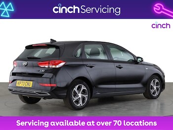 Used Hyundai i30 2023 for sale - 76069975: Photo 3