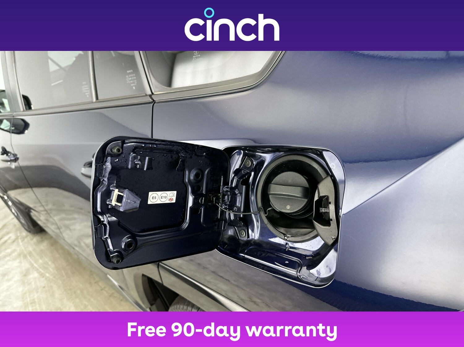 Used Toyota RAV4 2022 for sale - 76211543: Photo 29