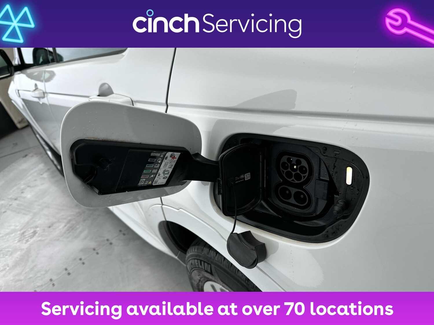 Used Land Rover Discovery Sport 2021 for sale - 76836598: Photo 31